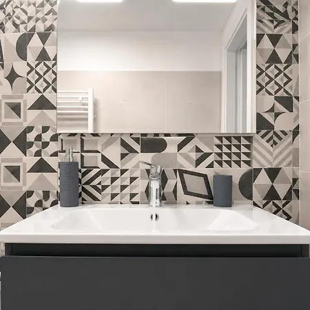 Apartamento -2 Min Dal Mare- Corte Esclusiva, Ac, Wifi